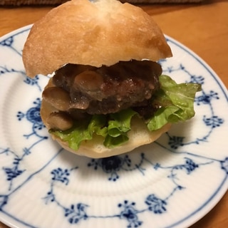 蒸し大豆ハンバーグバーガー